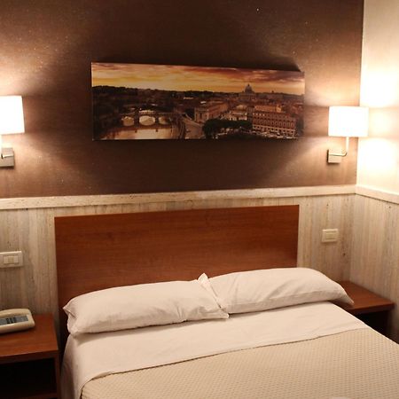 Hotel Pyramid Roma Dış mekan fotoğraf