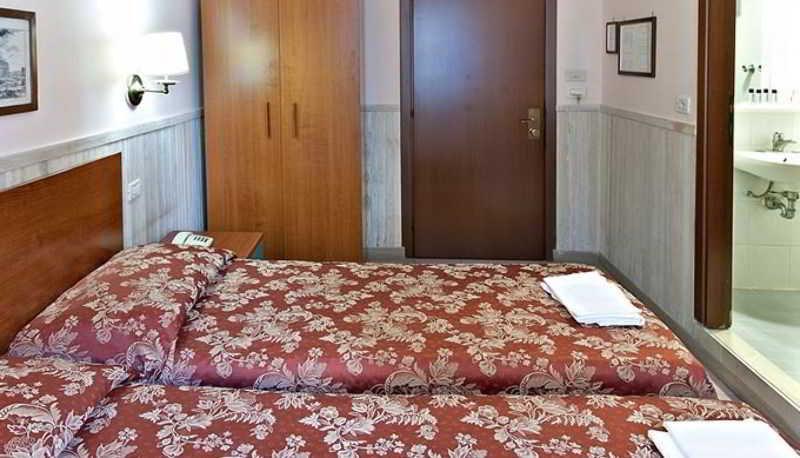 Hotel Pyramid Roma Dış mekan fotoğraf