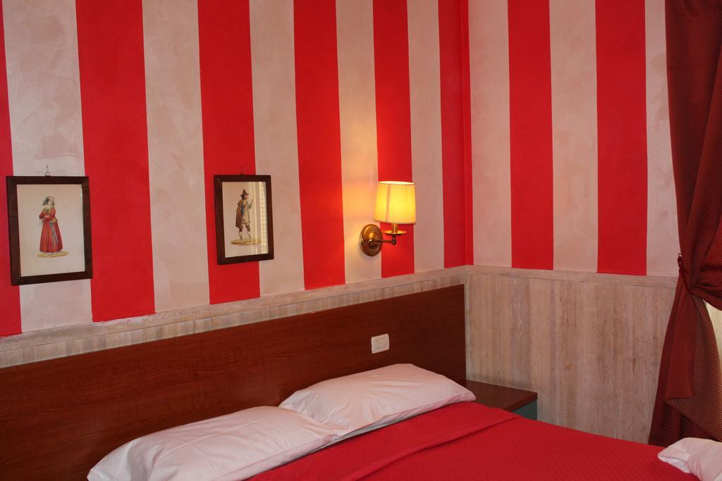 Hotel Pyramid Roma Dış mekan fotoğraf