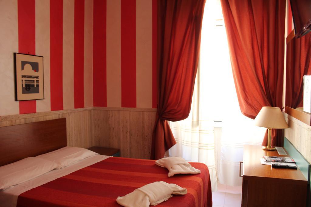 Hotel Pyramid Roma Dış mekan fotoğraf